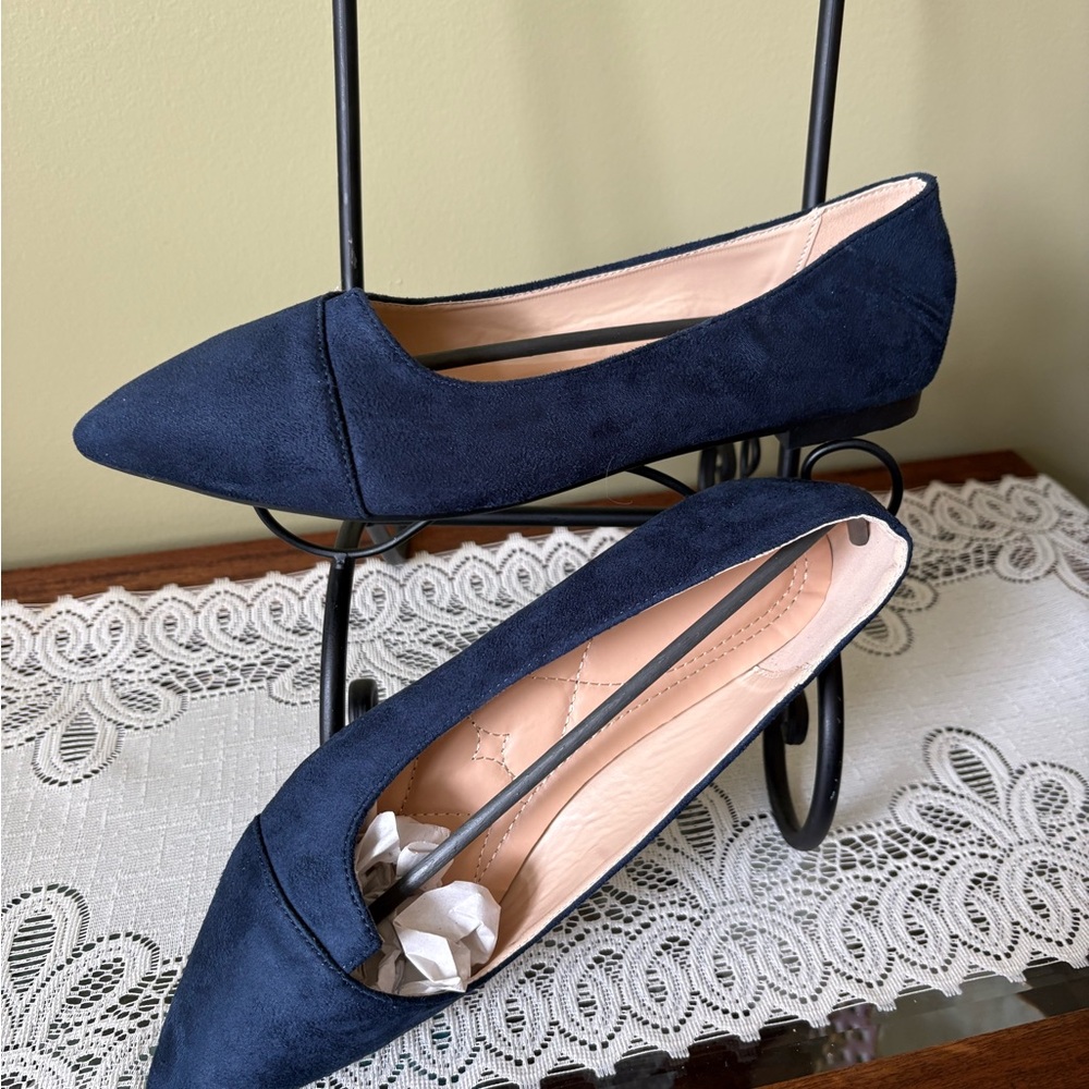 Women’s Pointed Toe Flats - Navy Suede - Picture 2 of 4